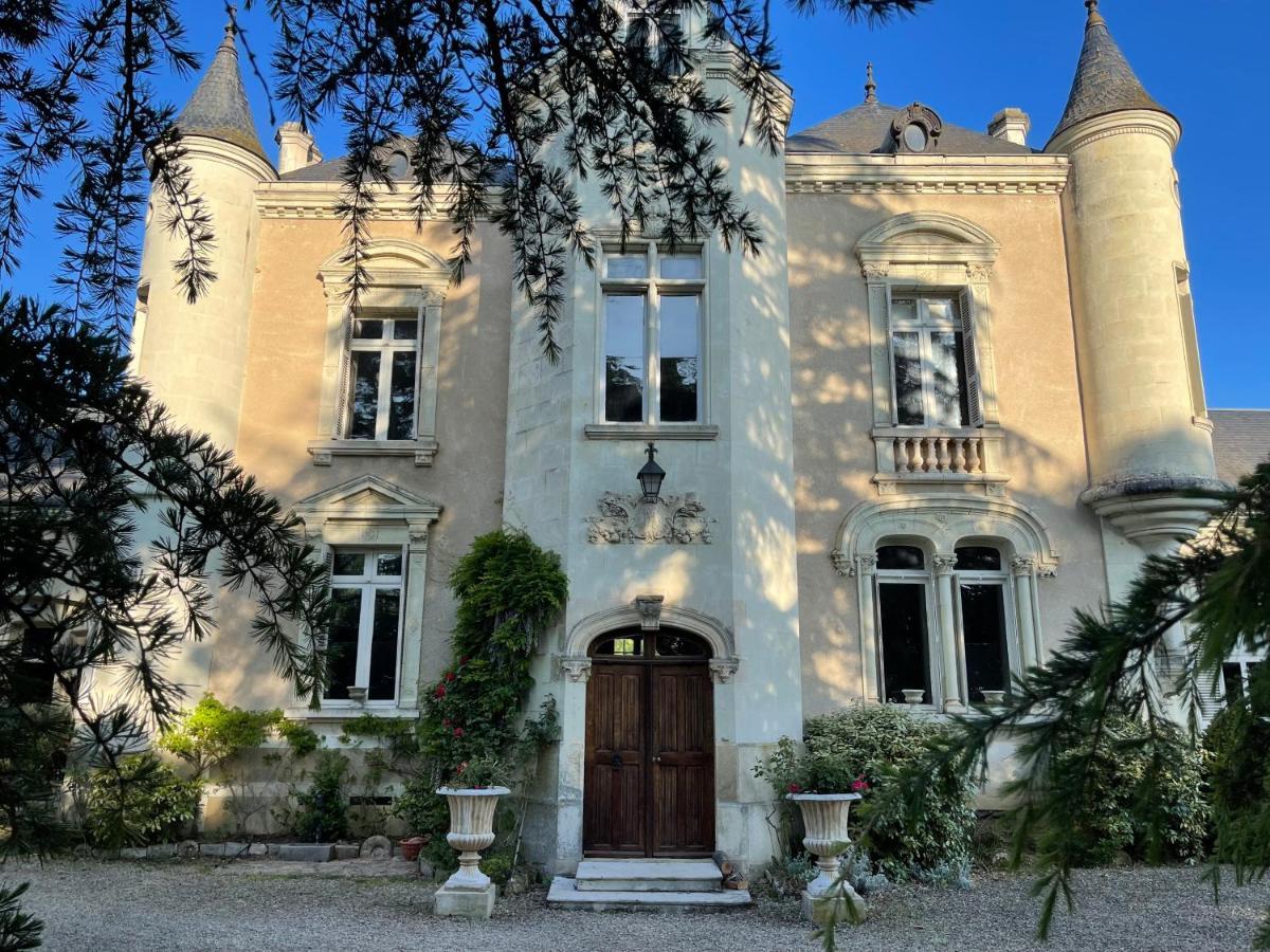 Le Chateau De Leugny Oiron Экстерьер фото